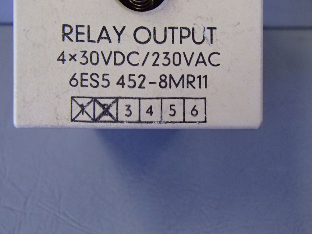 SIEMENS 6ES5452-8MR11