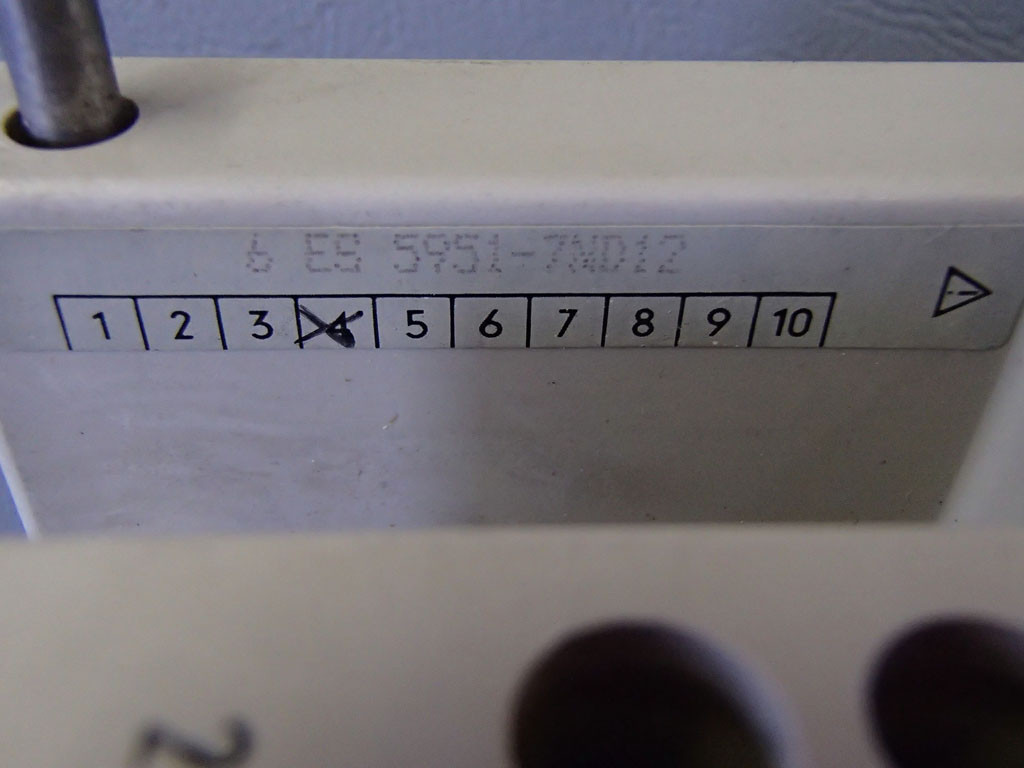 SIEMENS 6ES5951-7ND12