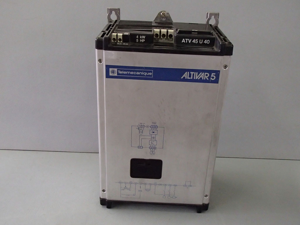 TÉLÉMÉCANIQUE  ATV45U40