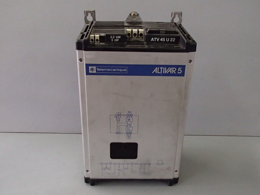 TÉLÉMÉCANIQUE  ATV45U22