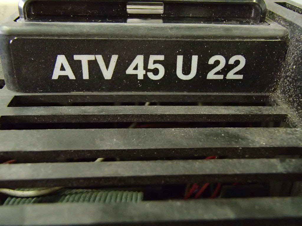 TÉLÉMÉCANIQUE  ATV45U22