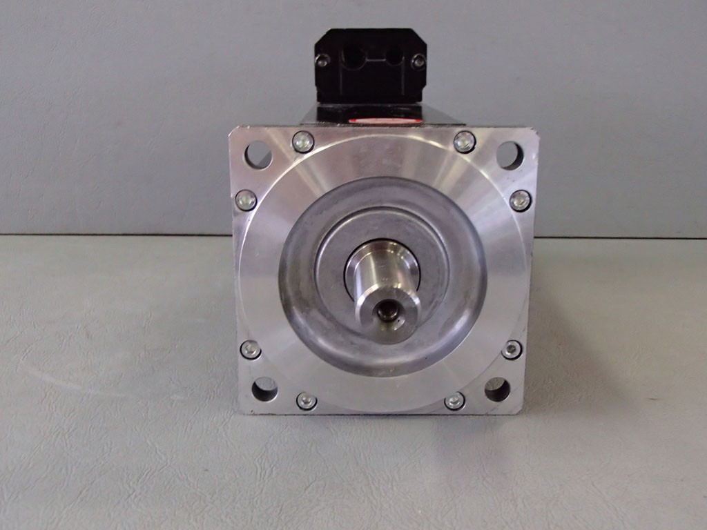 ELAU SM100-40-050-P1-45-M1-B0