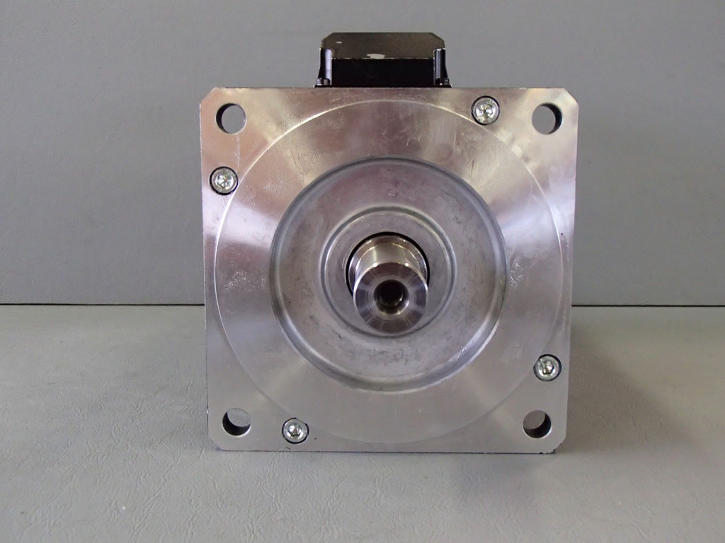 ELAU SM140-30-120-P1-45-M1-B0