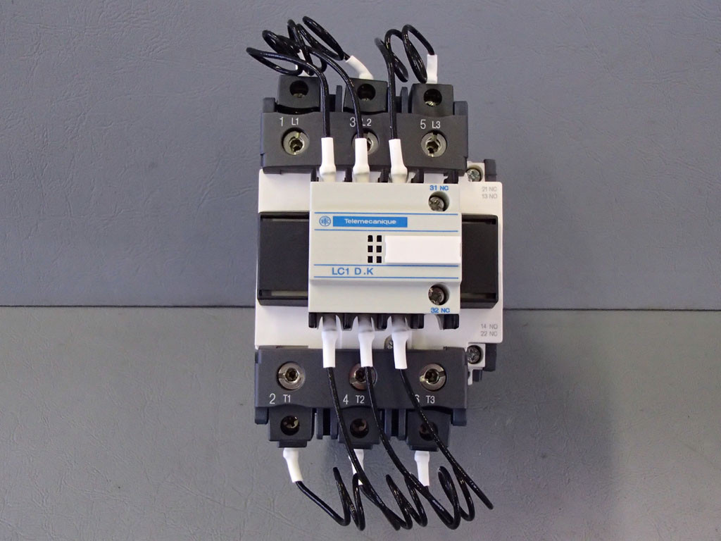 TÉLÉMÉCANIQUE  LC1DWK12M7