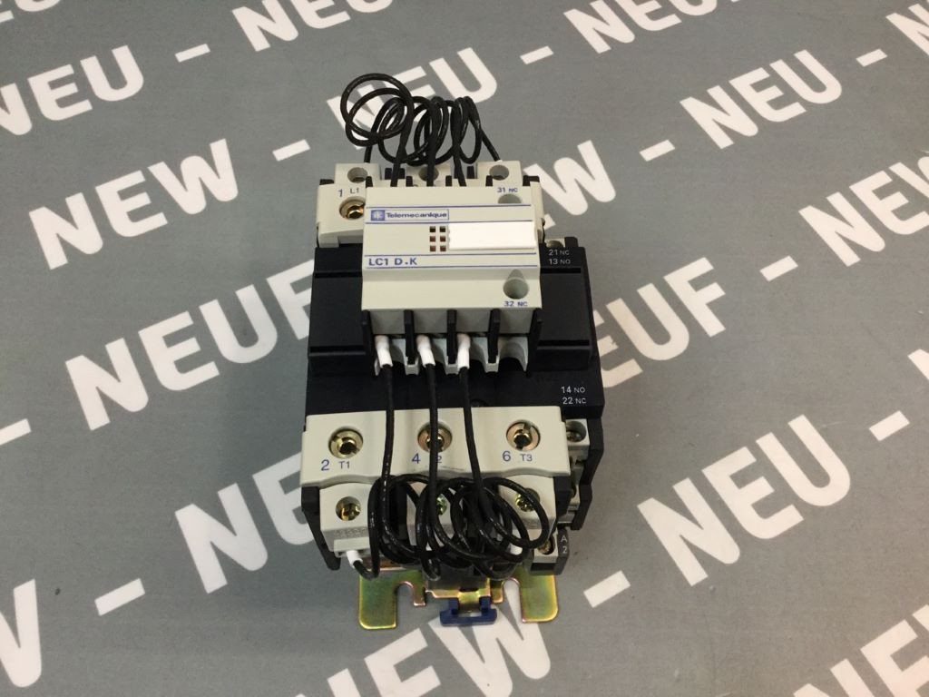TÉLÉMÉCANIQUE  LC1DWK12M7