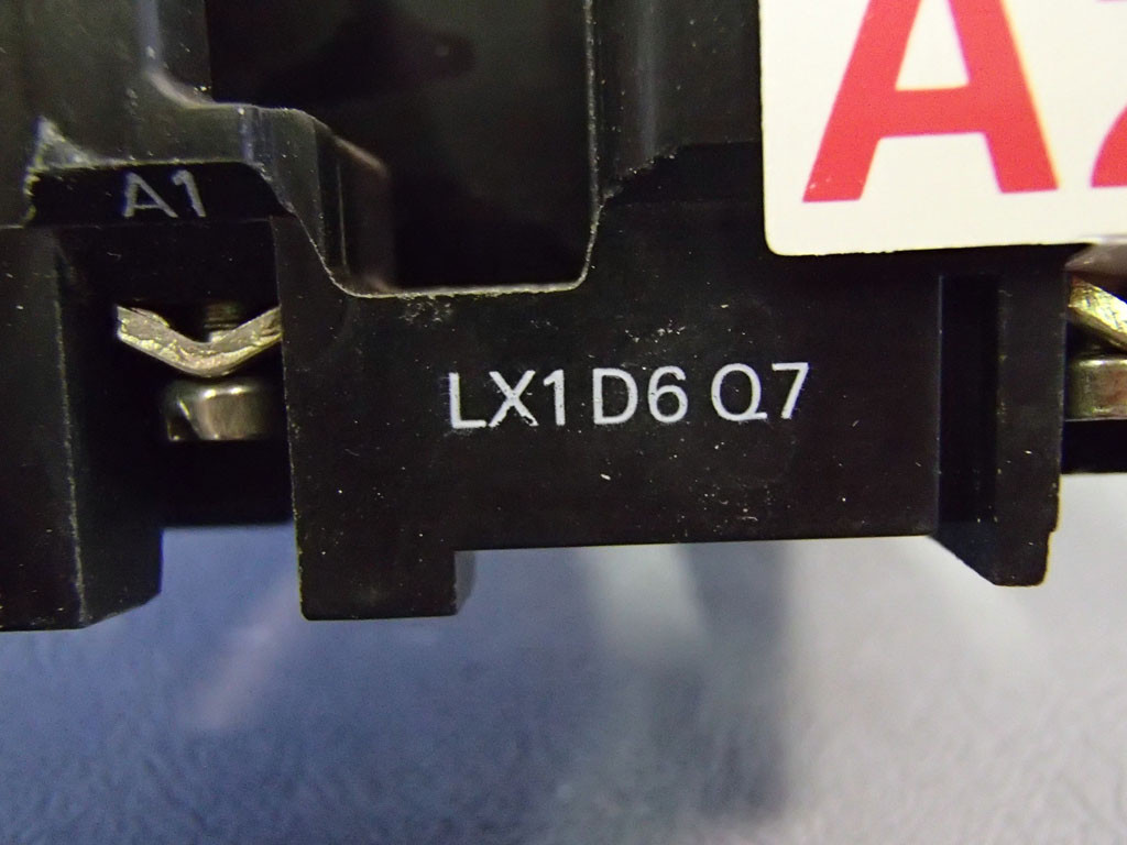 TÉLÉMÉCANIQUE  LX1D6Q7