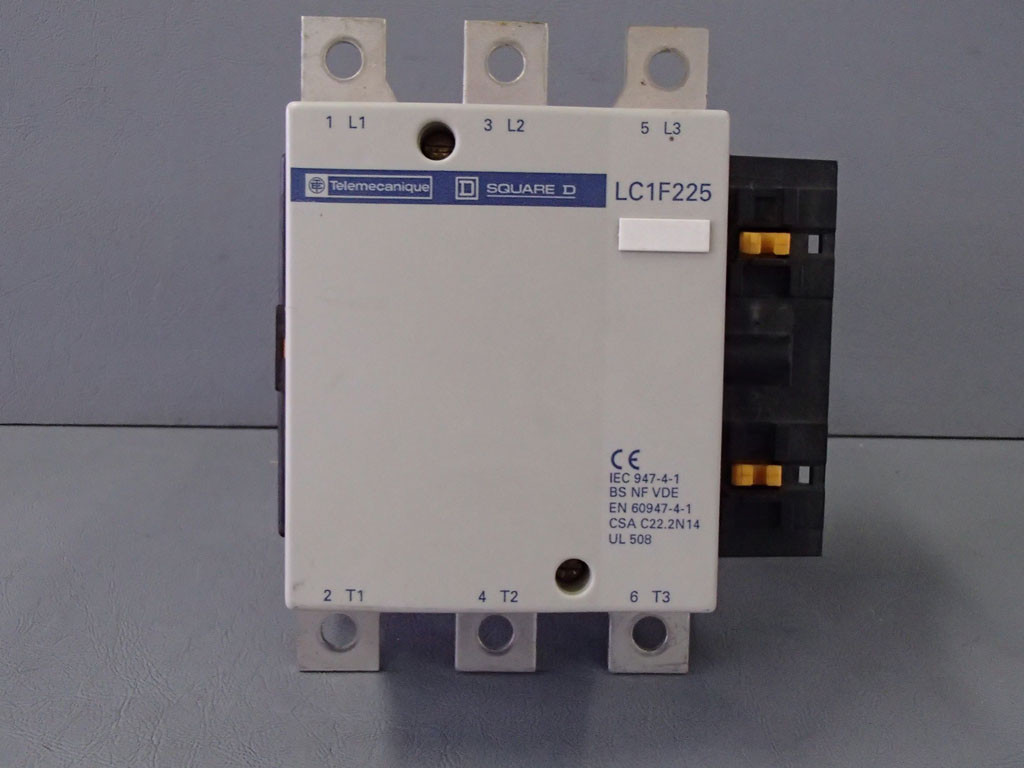 TÉLÉMÉCANIQUE  LC1F225