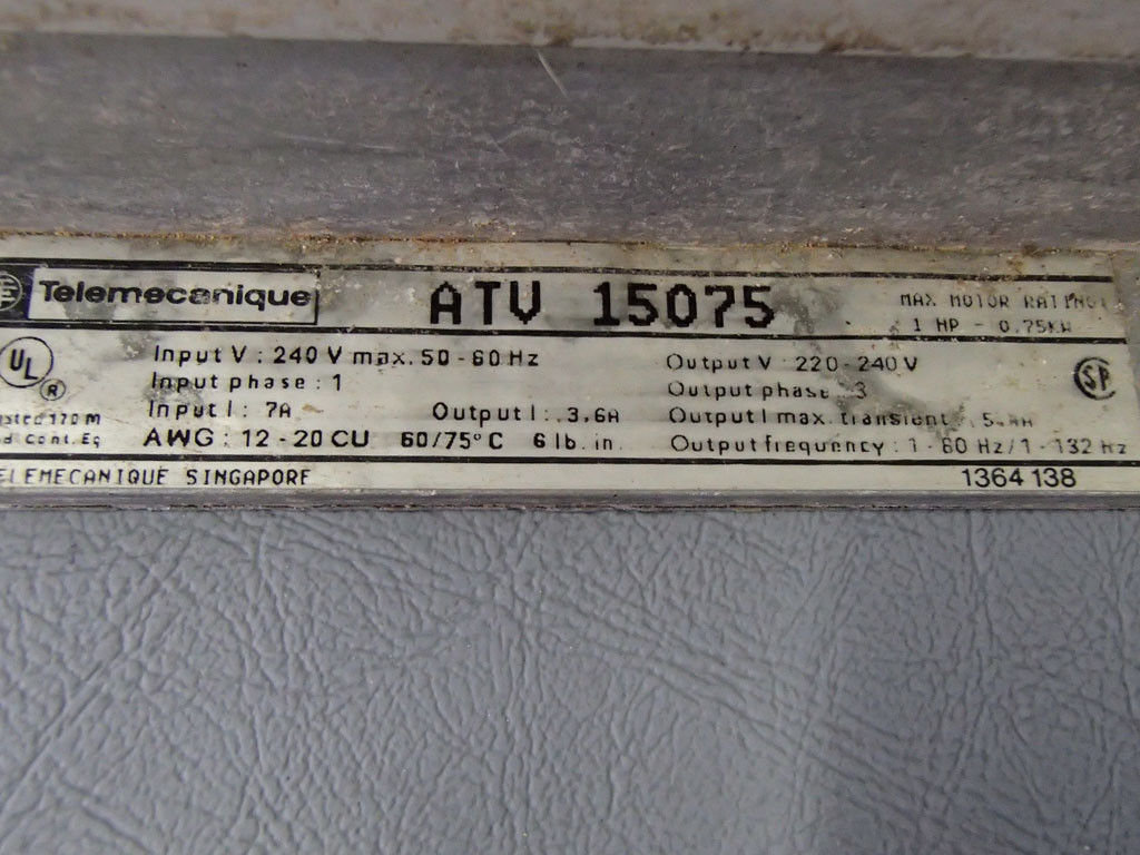 TÉLÉMÉCANIQUE  ATV15075