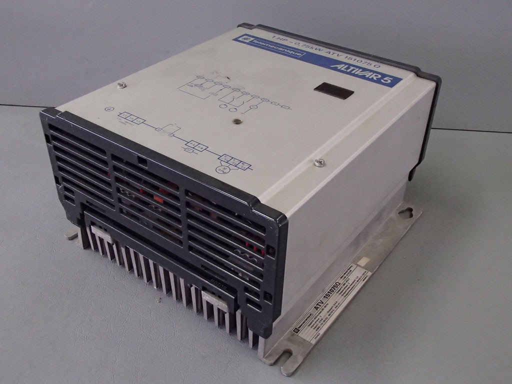 TÉLÉMÉCANIQUE  ATV151075Q