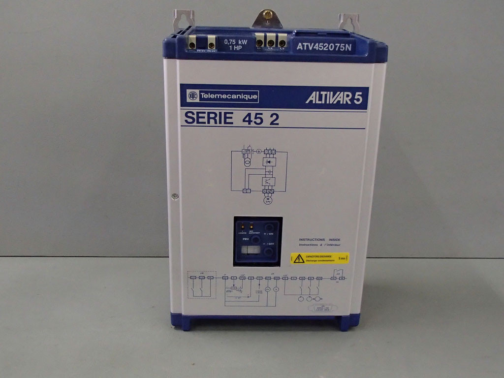 TÉLÉMÉCANIQUE  ATV452075N