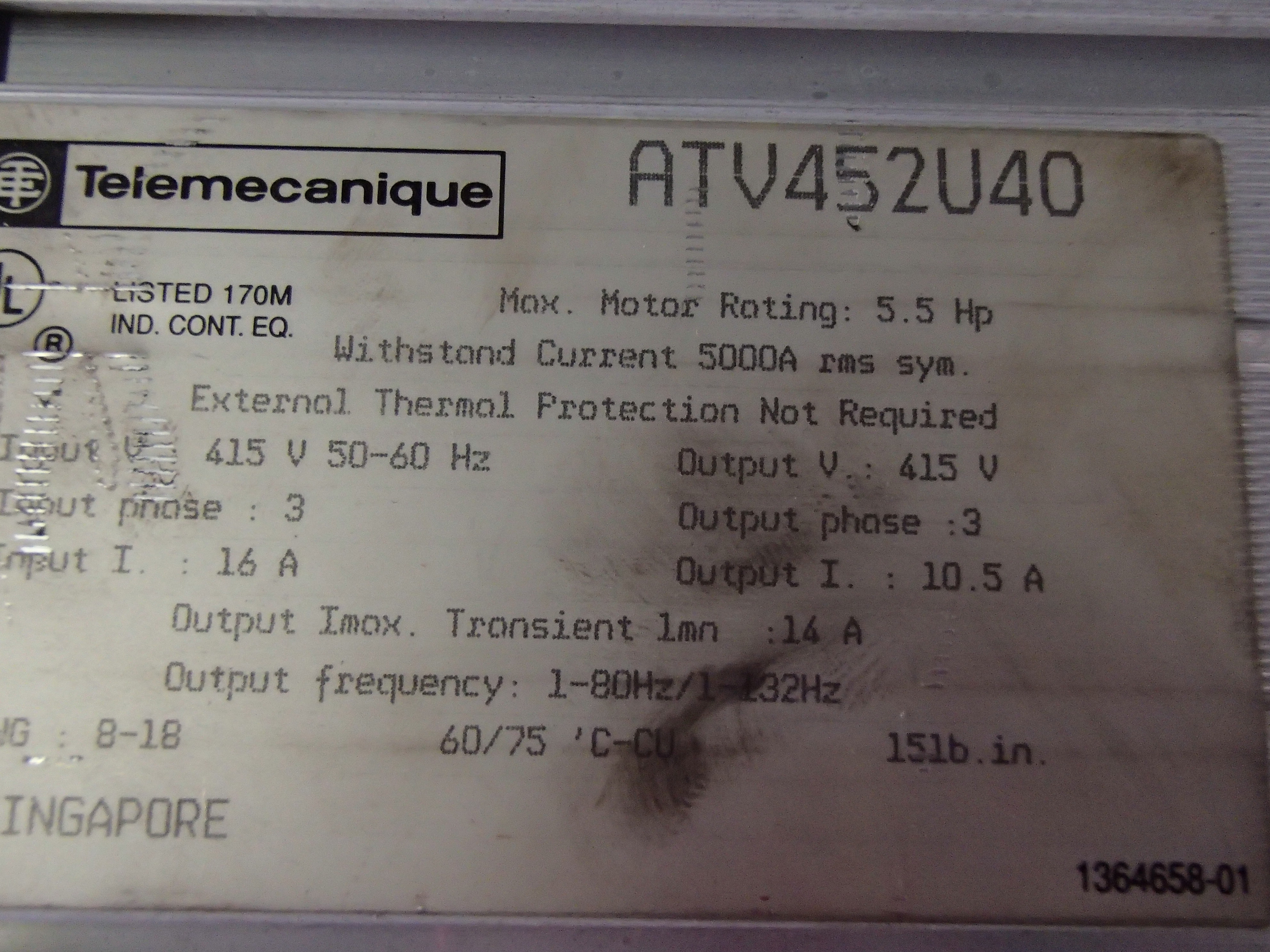 TÉLÉMÉCANIQUE  ATV452U40