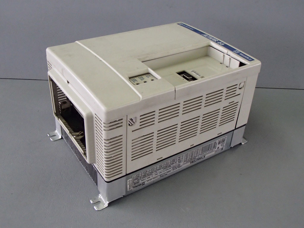 TÉLÉMÉCANIQUE  ATV66U72N4