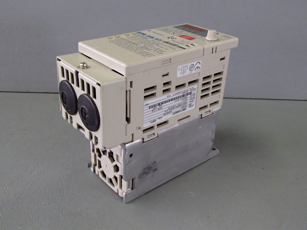 YASKAWA CIMR-V7AM20P7
