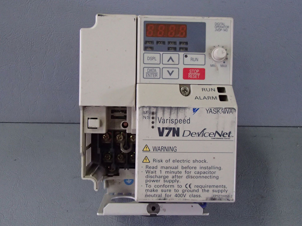 YASKAWA CIMR-V7NU40P4