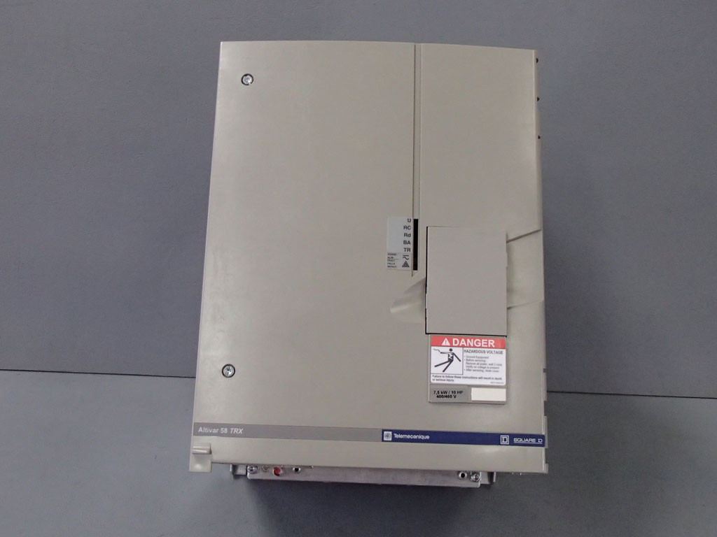 TÉLÉMÉCANIQUE  ATV58HD12N4