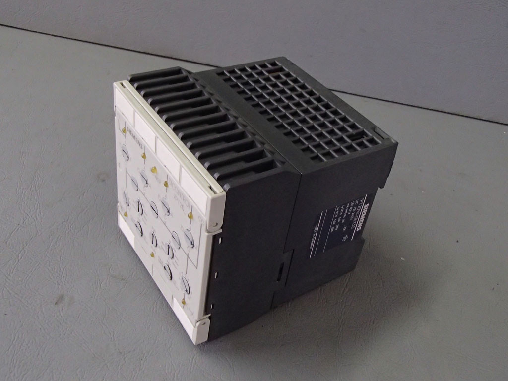 SIEMENS 7PT2090-0BX30