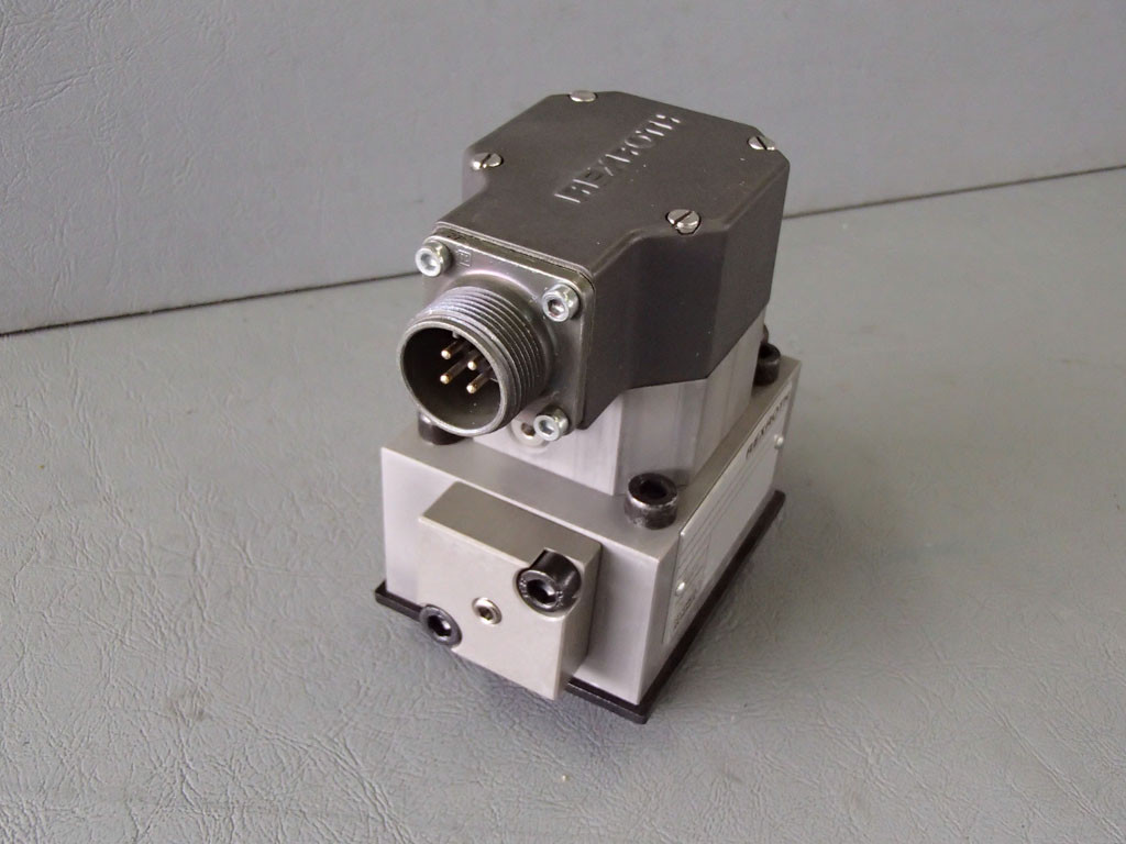 REXROTH 4WS2EM10-42/45B2T315Z8SM-37