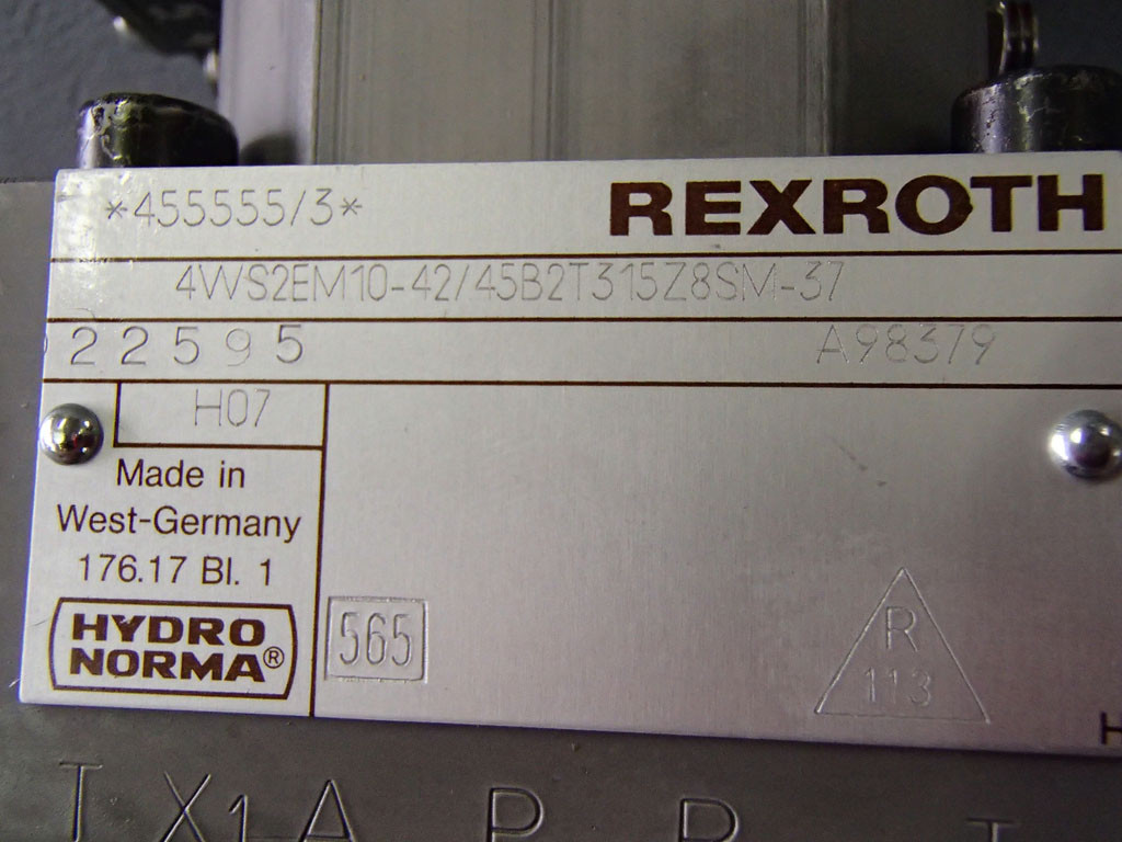REXROTH 4WS2EM10-42/45B2T315Z8SM-37