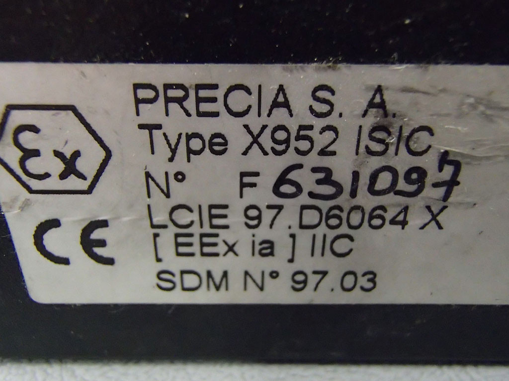 PRECIA X952ISIC