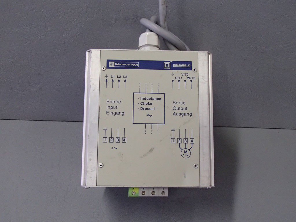 TÉLÉMÉCANIQUE  VW3-A16503