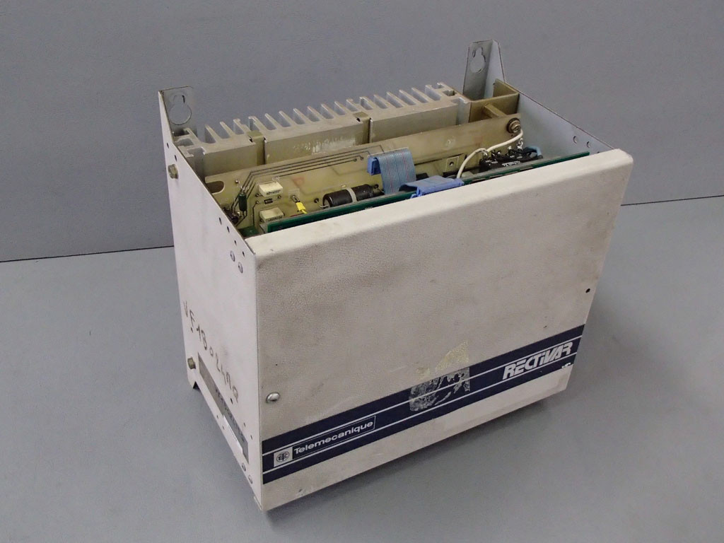 TÉLÉMÉCANIQUE  VF1B024MQ