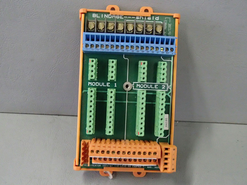 A PUISSANCE 3 MERTOR