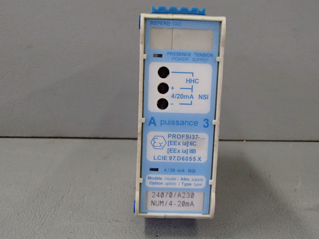 A PUISSANCE 3 PROFSI37-24070-A230-NUM