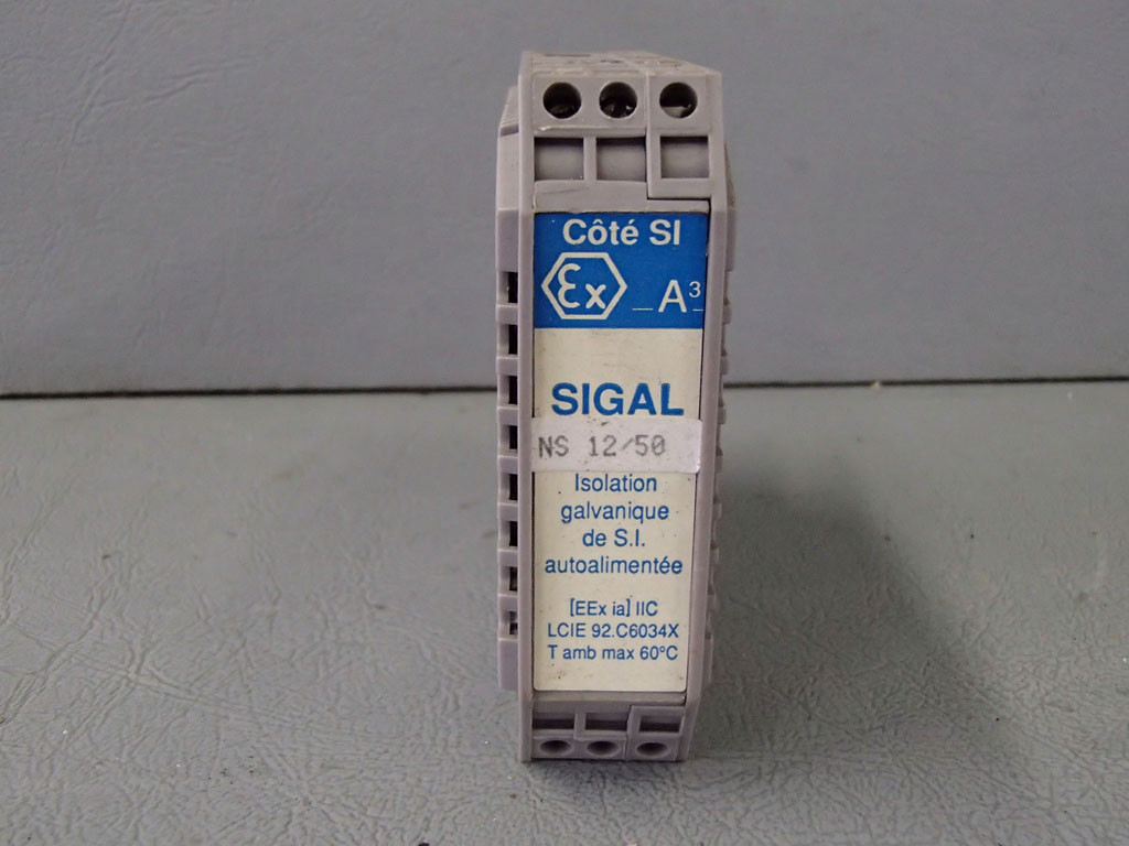 A PUISSANCE 3 SIGAL-NS-12/50