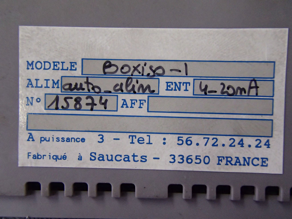 A PUISSANCE 3 BOXISO-1