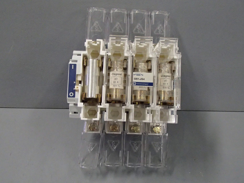 TÉLÉMÉCANIQUE  GS1-JG4