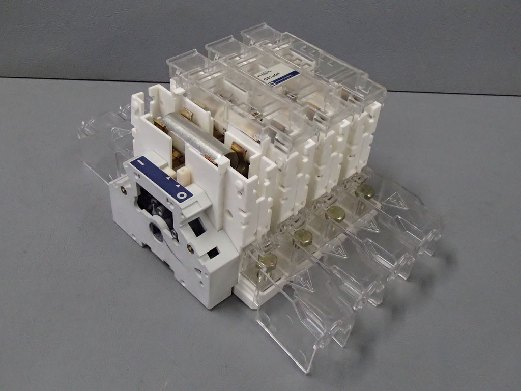 TÉLÉMÉCANIQUE  GS1-JG4