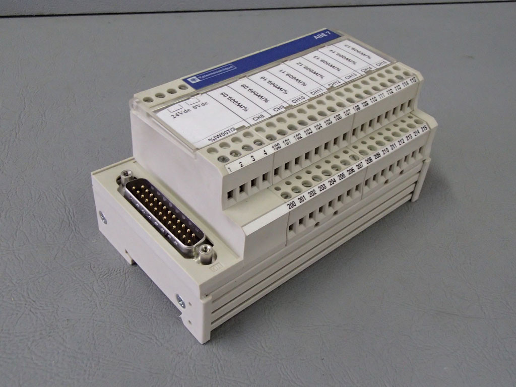 TÉLÉMÉCANIQUE  ABE7-CPA03