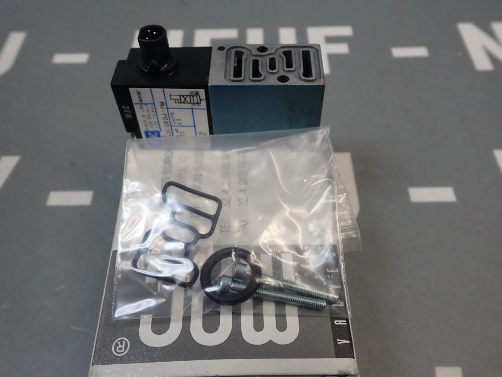 MAC 45A-L00-DEDJ-1FM