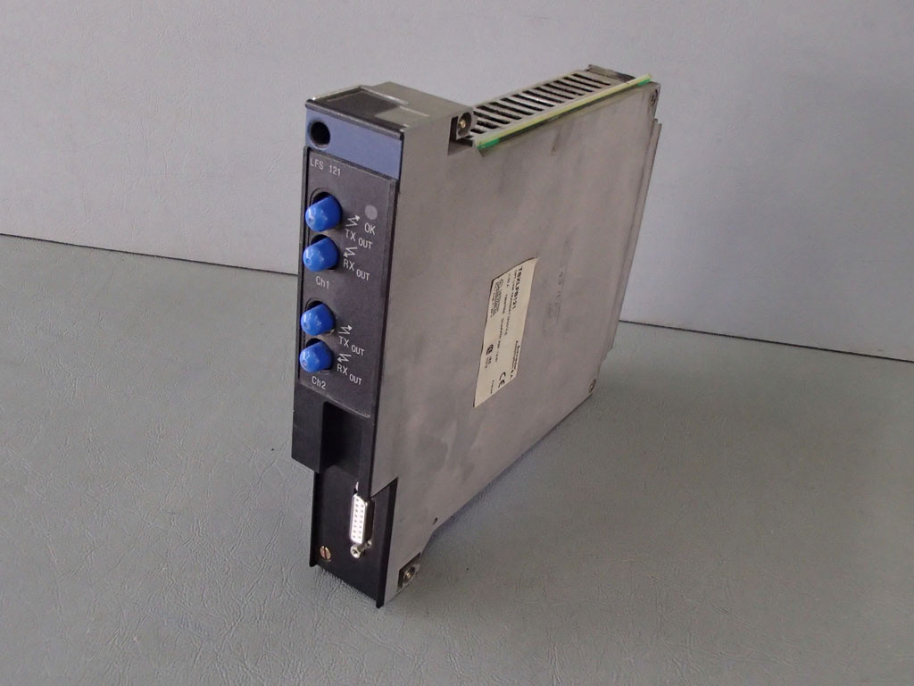 TÉLÉMÉCANIQUE  TSXLFS121