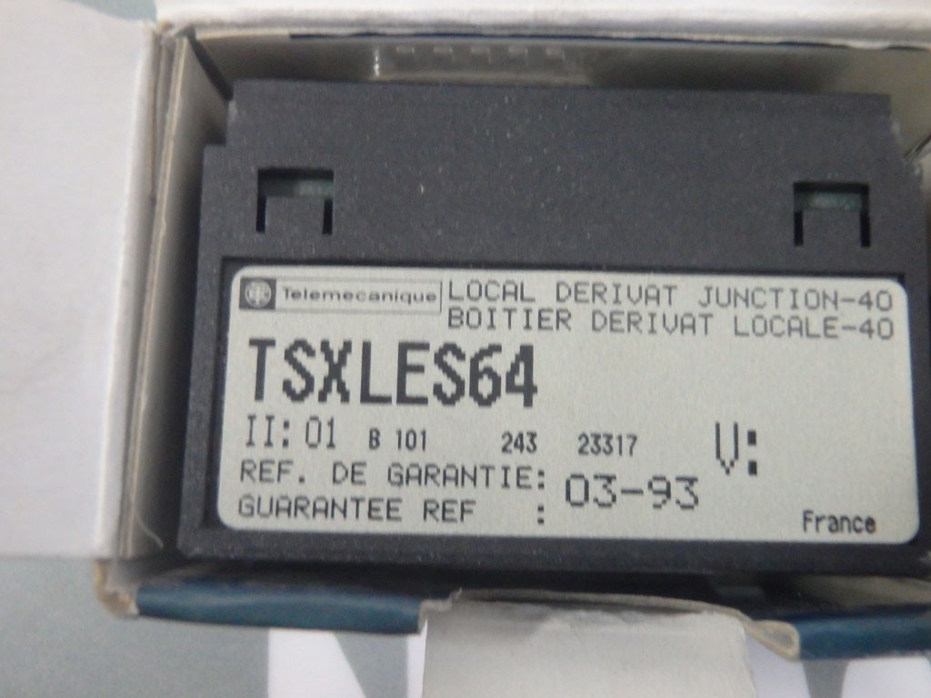 TÉLÉMÉCANIQUE  TSXLES64