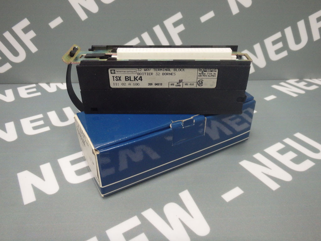 TÉLÉMÉCANIQUE  TSXBLK4