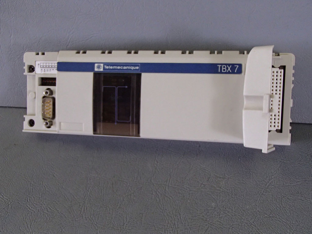 TÉLÉMÉCANIQUE  TBXLEP030