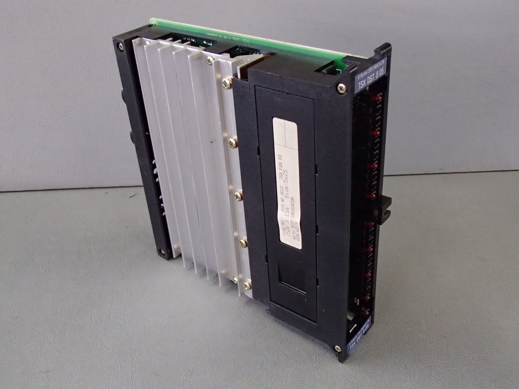 TÉLÉMÉCANIQUE  TSXDST805