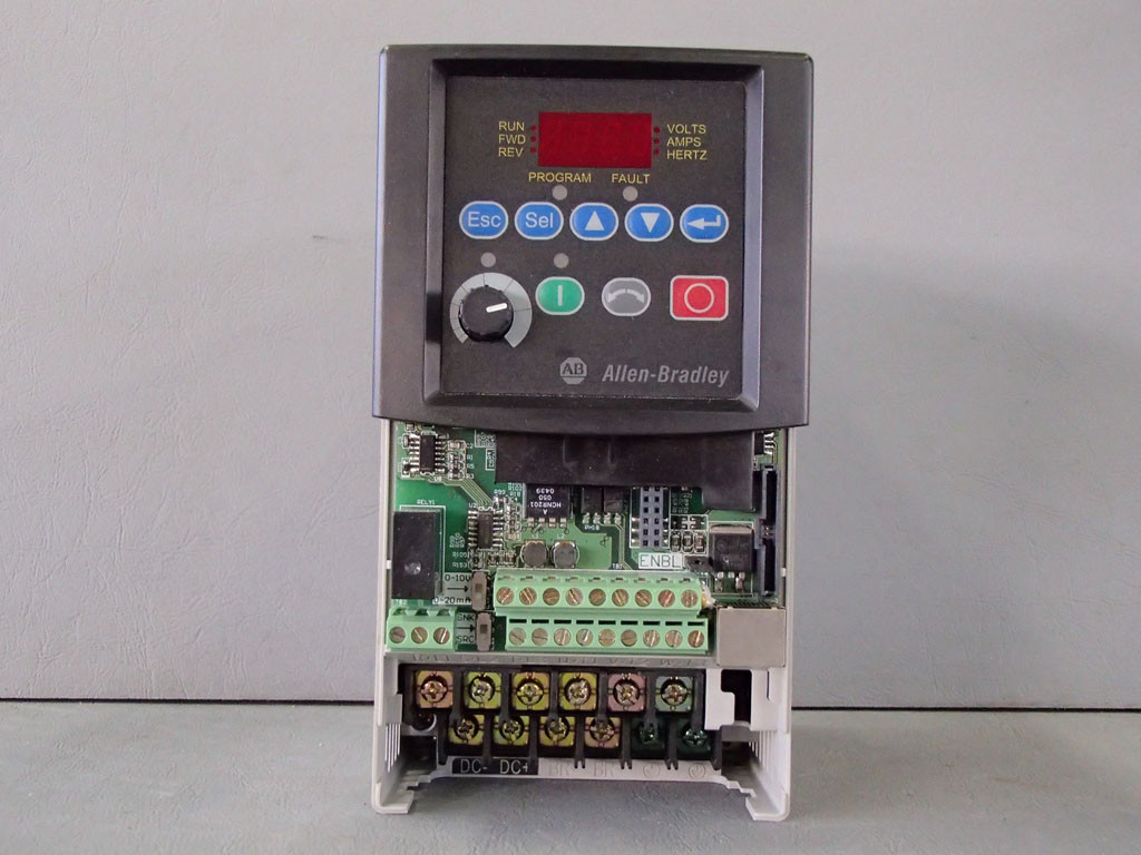 ALLEN-BRADLEY 22B-D2P3N104