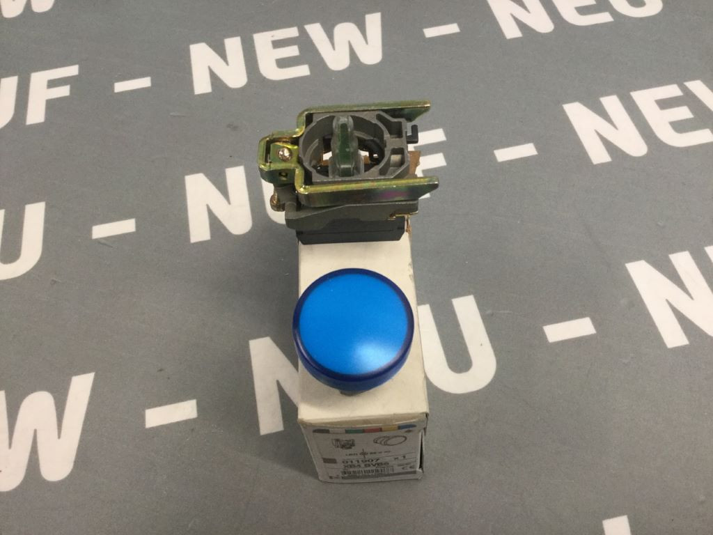 TÉLÉMÉCANIQUE  XB4BVB6