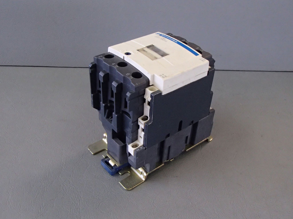 TÉLÉMÉCANIQUE  LC1D40