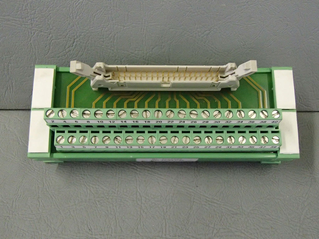 PHOENIX CONTACT  UM45-FLK40