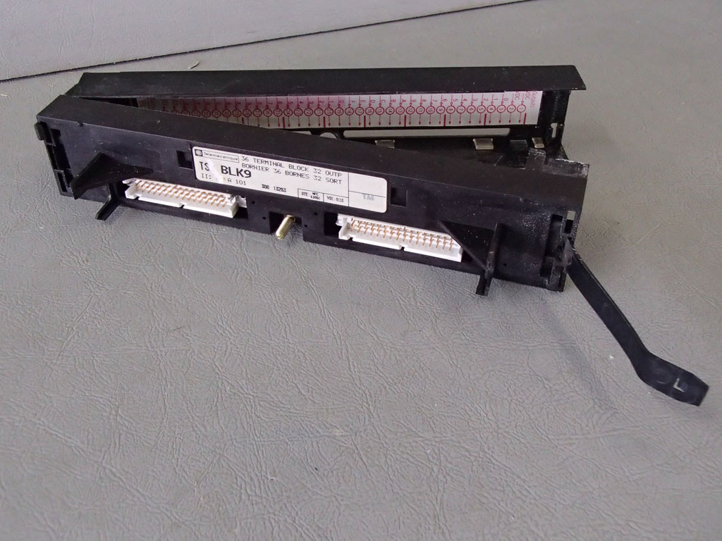 TÉLÉMÉCANIQUE  TSXBLK9