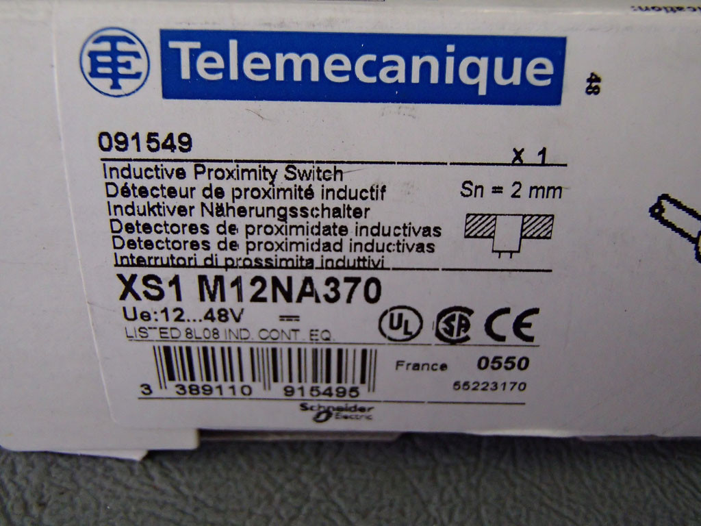 TÉLÉMÉCANIQUE  XS1M12NA370