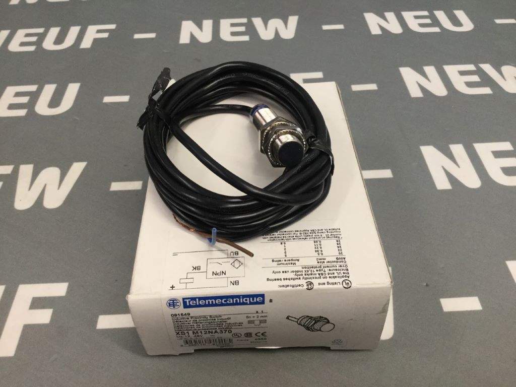 TÉLÉMÉCANIQUE  XS1M12NA370
