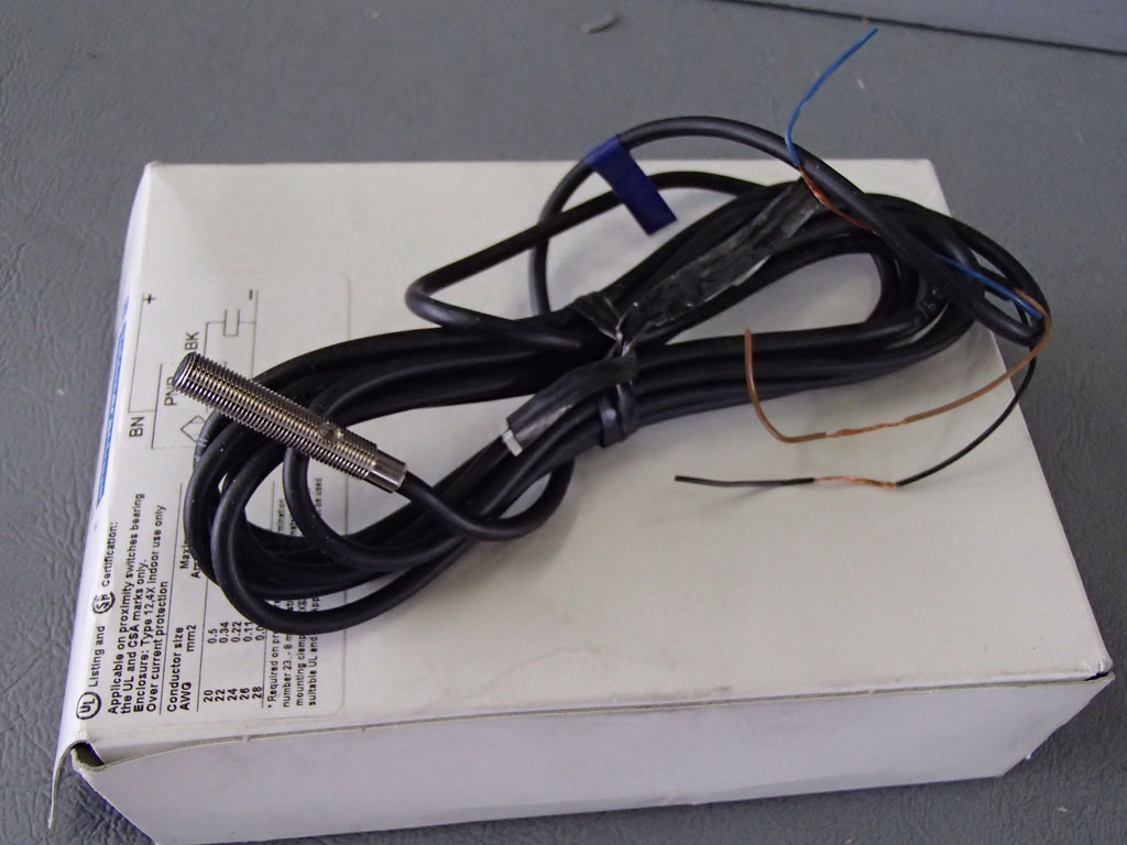 TÉLÉMÉCANIQUE  XS1N05PA310