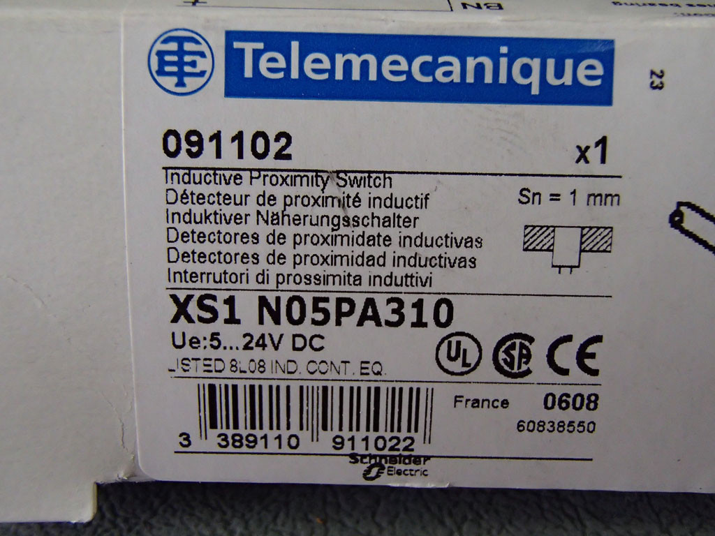 TÉLÉMÉCANIQUE  XS1N05PA310