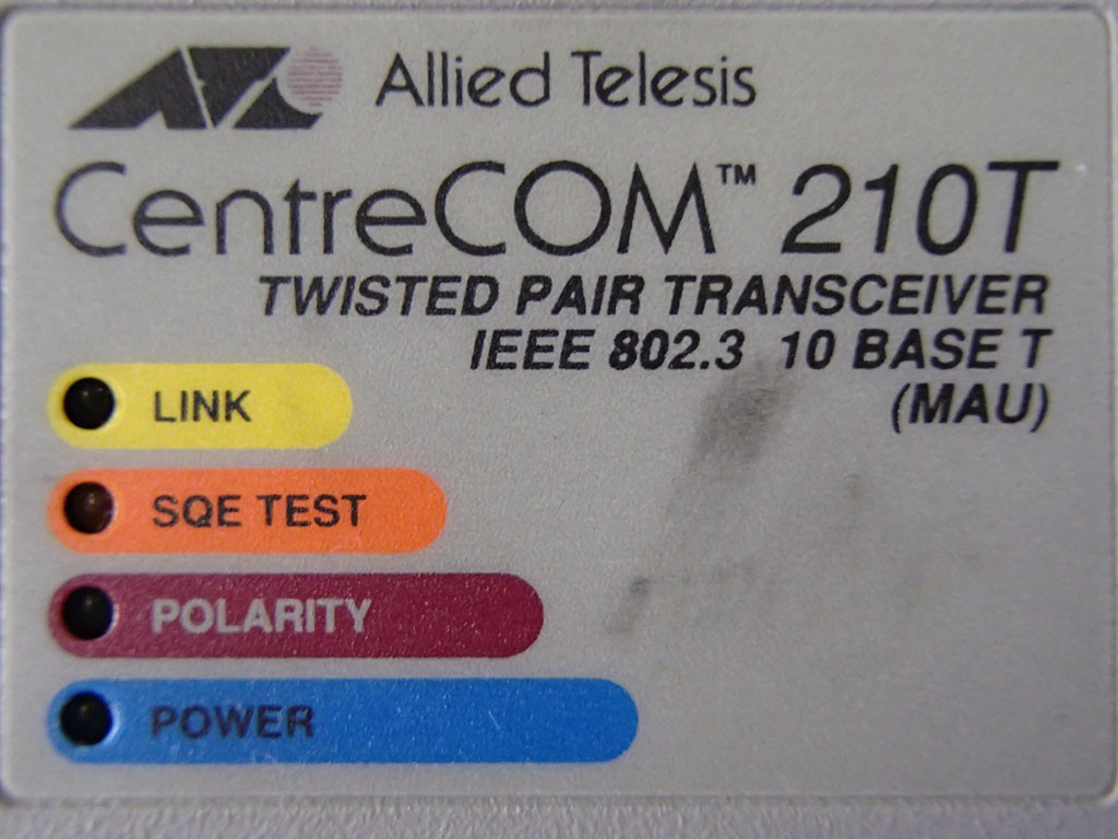 ALLIED TELESIS CENTRECOM210T