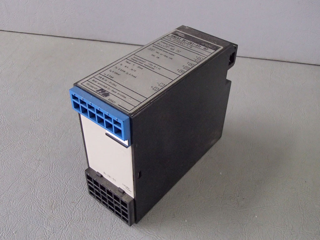 CAMILLE BAUER SINEAX84-2B1-511