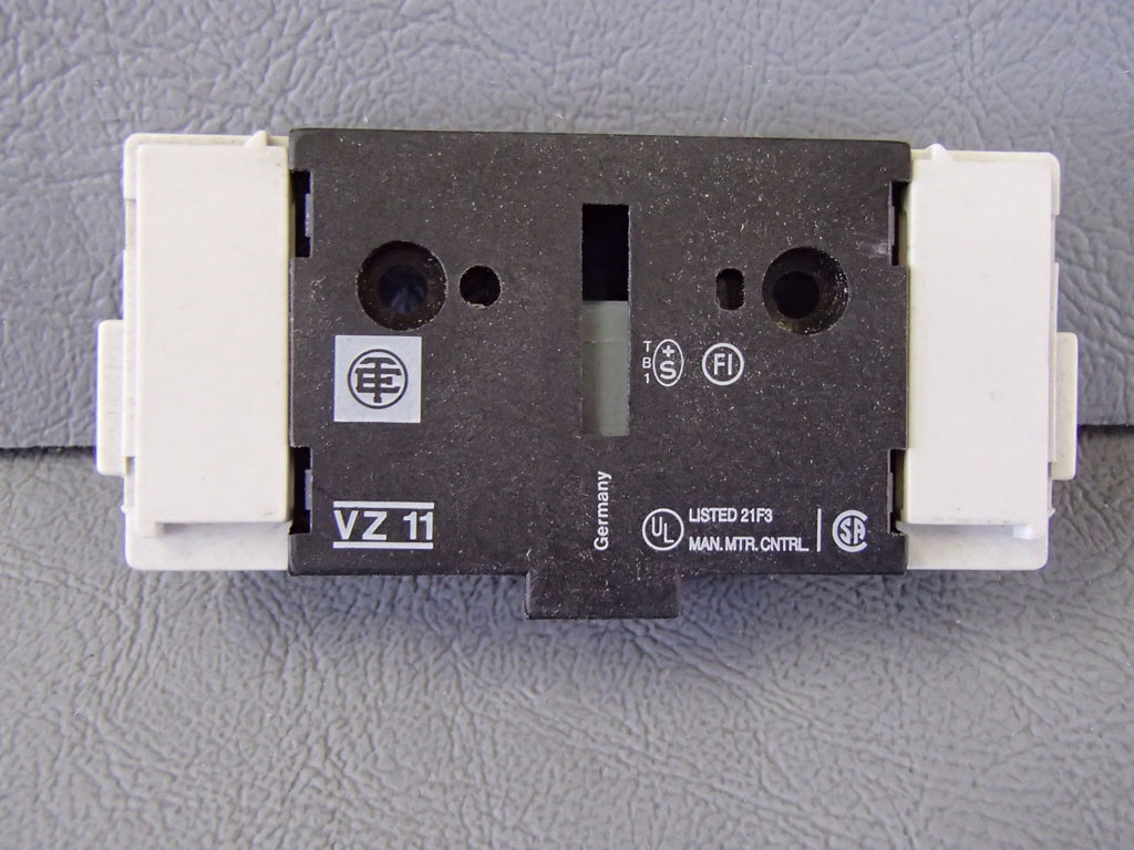 TÉLÉMÉCANIQUE  VZ11